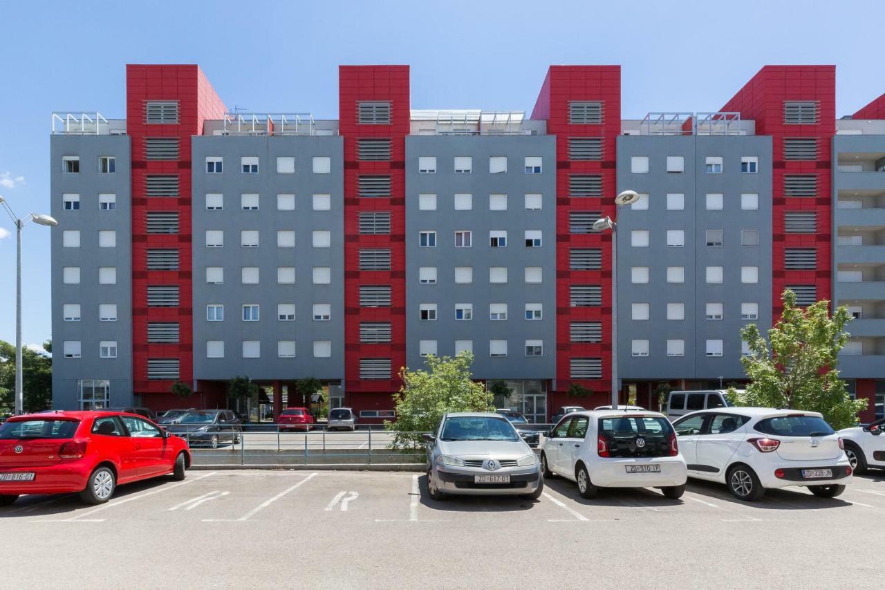 Apartment Pavic - Private Parking Zadar Exterior foto